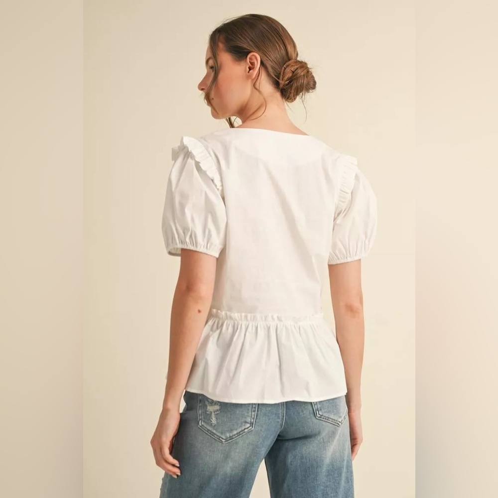#41 CLOSEOUT FIRM🌸New! White Peplum V-Neck Top with Black Bow Accents - Picture 3 of 3